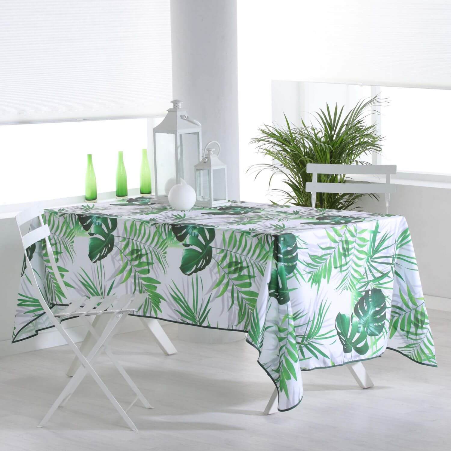 Nappe anti tache rectangulaire - 150 x 240 cm - Polyester - Tropical