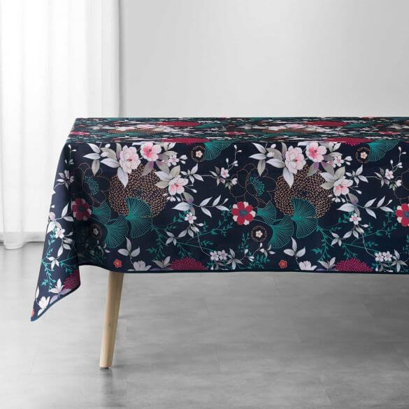 Nappe antitache rectangulaire - 150 x 240 cm -Feuillage vert sur fond écru Nappe antitache rectangulaire - 150 x 240 cm -Feuillage vert sur fond écru