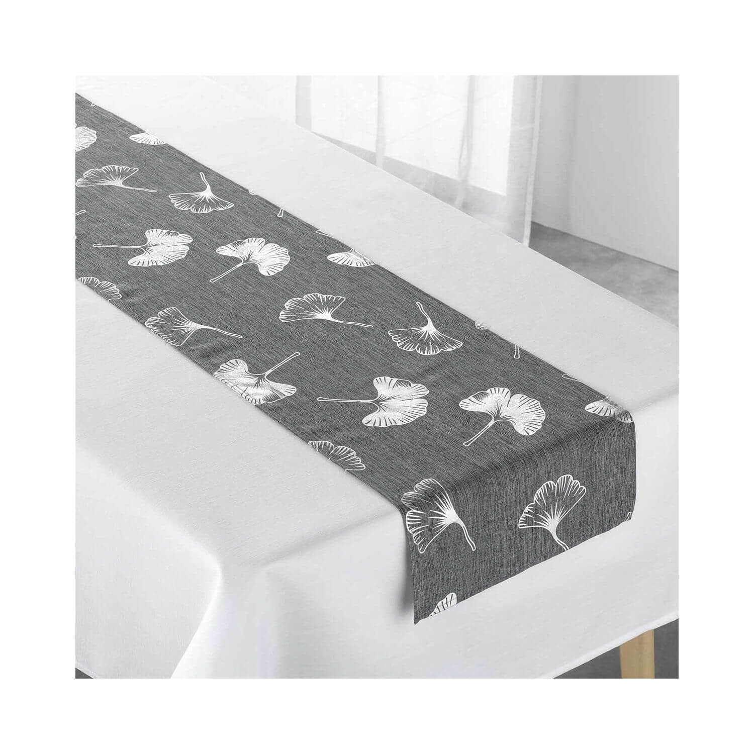 Nappe uni blanc 150 x 240 cm + Chemin de table gris motifs fleurs gingko argenté
