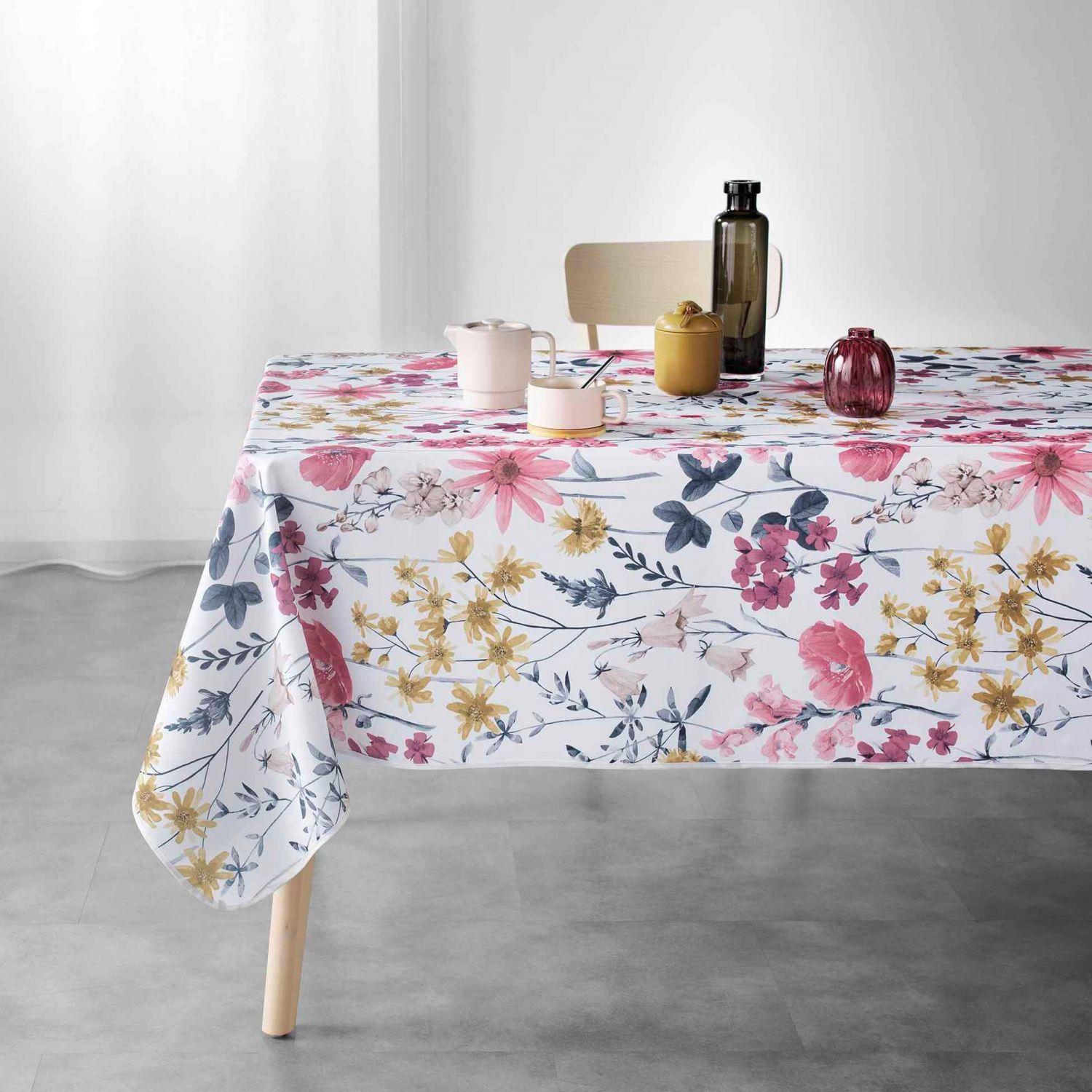 Nappe antitache rectangulaire - 150 x 240 cm - Fleurs roses, grises et jaunes