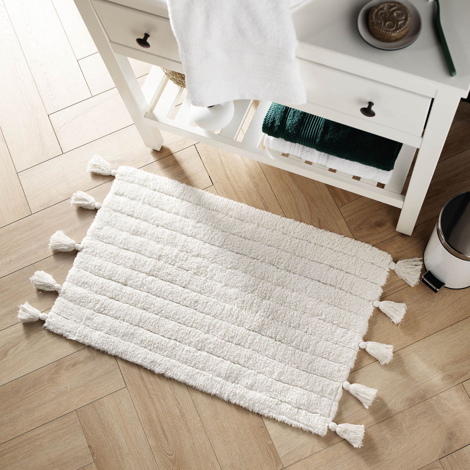 Tapis de bain pompoms 50x80cm - Tufté - Blanc