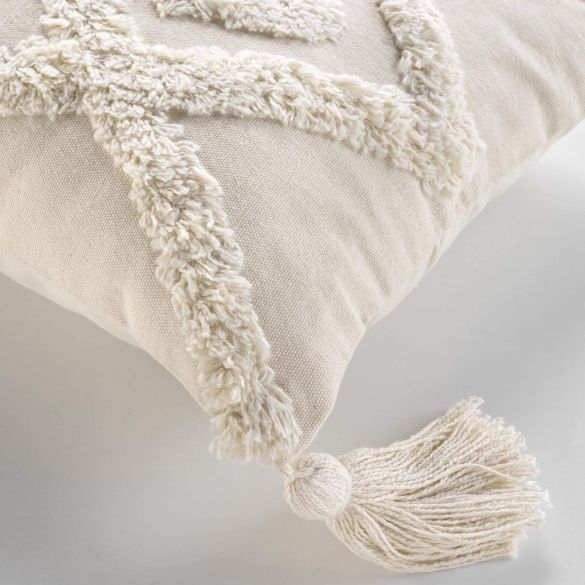 Coussin Déhoussable 30x50 cm- Uni écru effet tufté