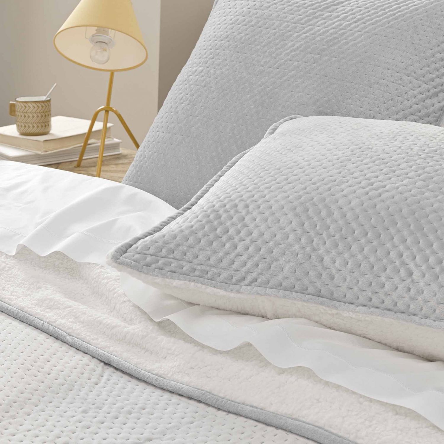 Couvre lit matelassé - 220 x 240 cm + taies - Effet velours - Imagen 7 de 11